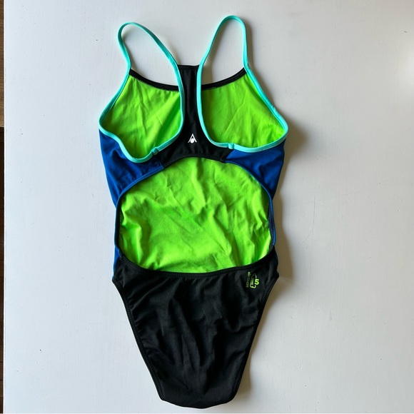 Girls Aqua Sphere 1 Piece EUC - Picture 2 of 11